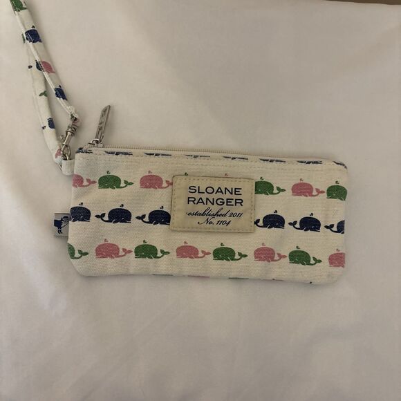 Sloane Ranger whale print zippered wristlet - Picture 1 of 11